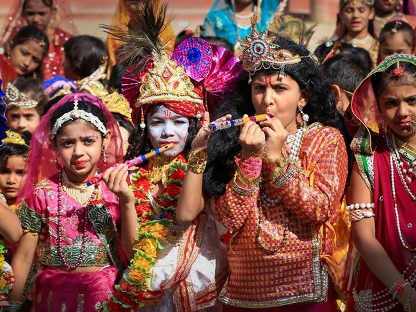 Sri Krishna Janmashtami 2020: Know Janmashtami fast, date, Muhurta and worship method in FAQ