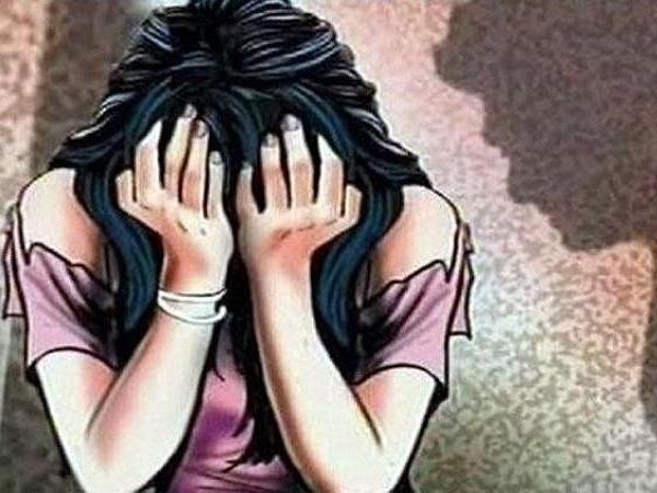 यूपी की एक और लड़की से छेड़छाड़, आरोपी ने 'उन्नाव रेप पीड़िता जैसा' हाल करने की दी धमकी