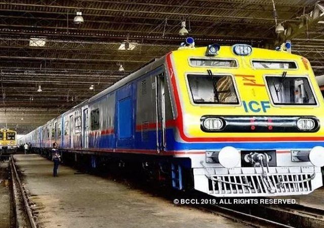Mumbai local trains: मुंबई में जल्द शुरू हो सकती है लोकल ट्रेन सेवा, इसलिए है आवश्यकता