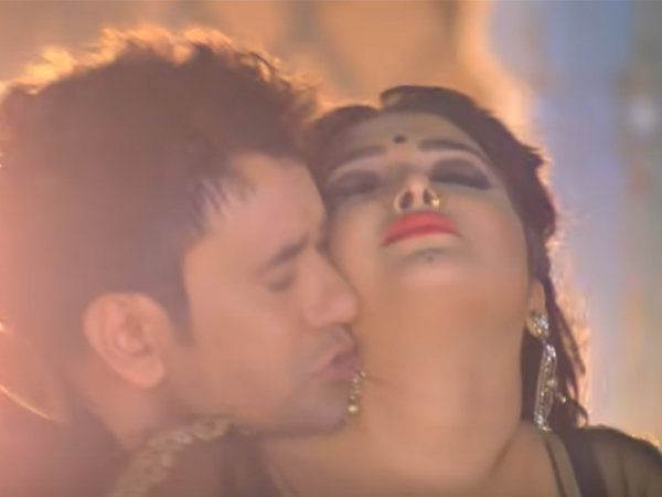 Amrapali Dubey with Nurahua