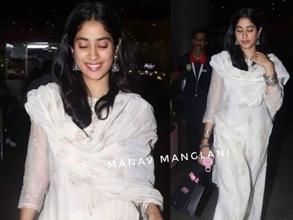 Khushi Kapoor, Janhvi Kapoor