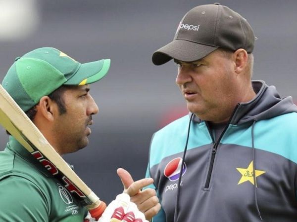 sarfaraz ahmed and mickey arthur