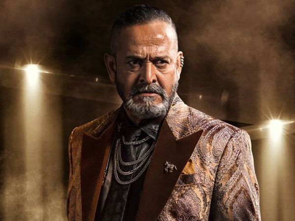 Mahesh Manjrekar look in Saaho