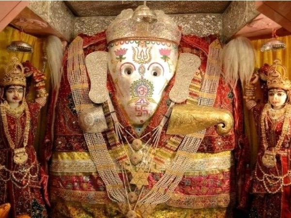 Ishkiya gajanan temple