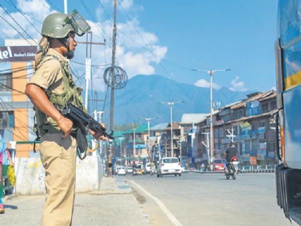 Movement ban revoke in Kashmir