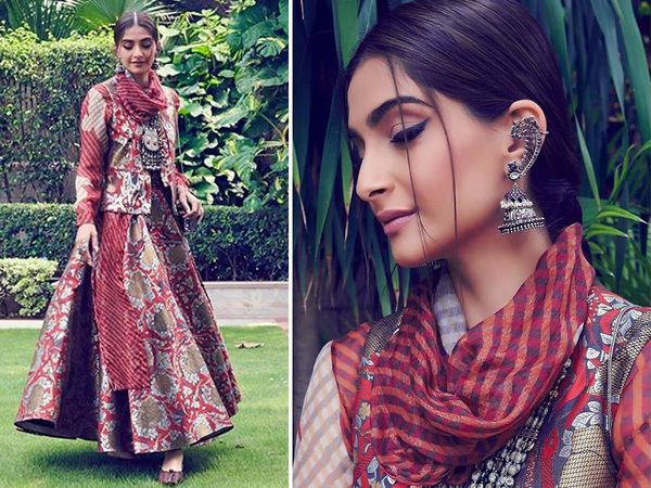 Sonam kapoor Ethnic Diva look For the zoya factor promotion choose Anarkali Suit