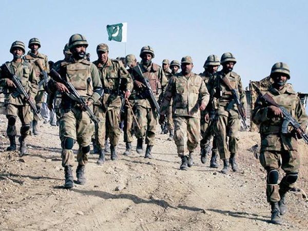 Pakistani Special Service Group soldiers spotted at LoC