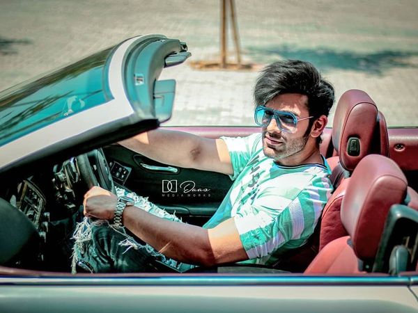 BB 13 paras chhabra salman khan Show Bigg Boss contestant lifestyle And Girlfriend