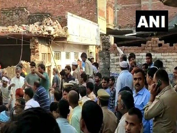 CYLINDER BLAST IN UP Mau