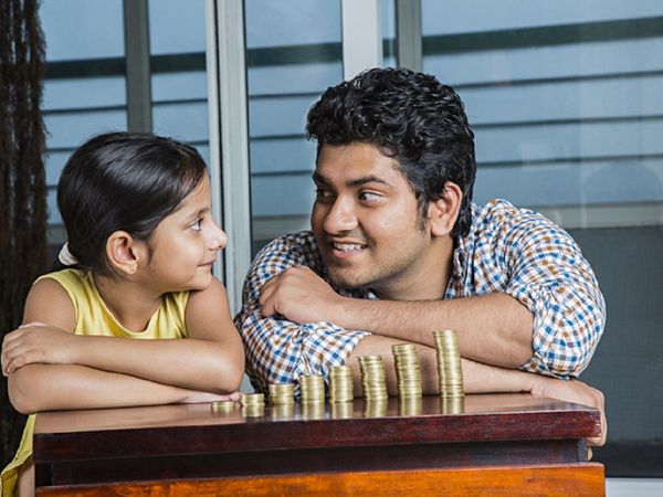 Investment Tips For Children's Future: चाहते हैं अपने बच्चे का बेहतर भविष्य, ना करें ये गलतियां