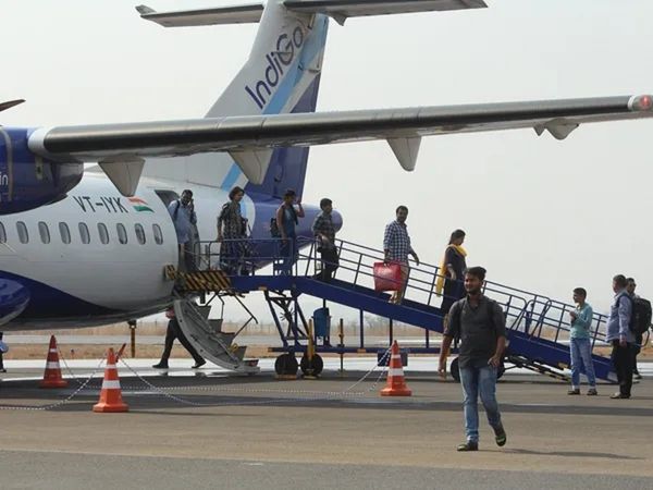 Passenger Lock himself in washroom in plane