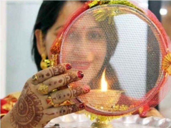 karva chauth chalni Story