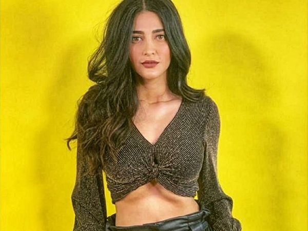 Shruti Haasan Kamal Haasan daughter Alcohol Addiction And How she left this