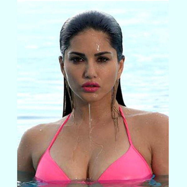 Sunny Leone in Pool
