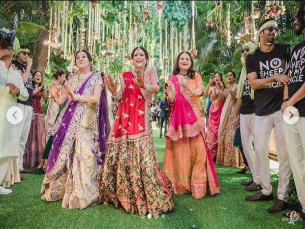 टीना अंबानी ने प्यारी बहू रानी के लिए लिखा प्यारा सा नोट, देखें तस्वीरें